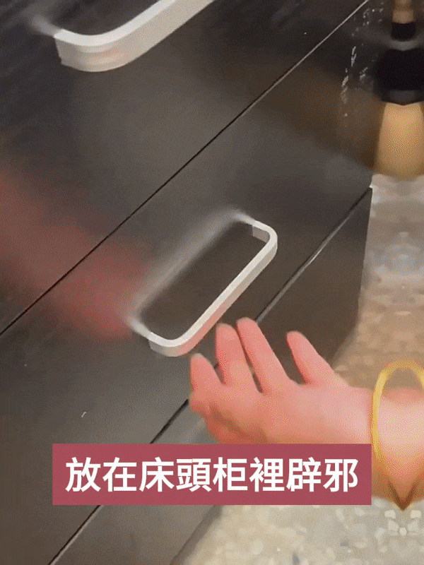 170476813016482281.gif